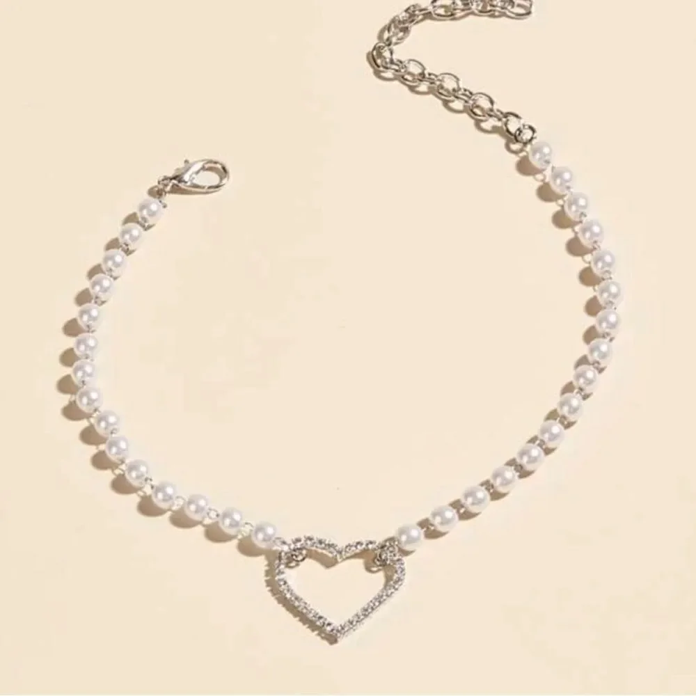 Fancy Pearl Rhinestone HeartbDog Bling Necklace Collar